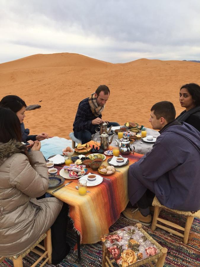 Hotel Sahara camel tours camp Merzouga Exterior foto